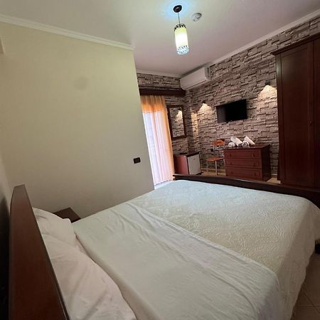 Hotel Restorant Leza Lini Dış mekan fotoğraf