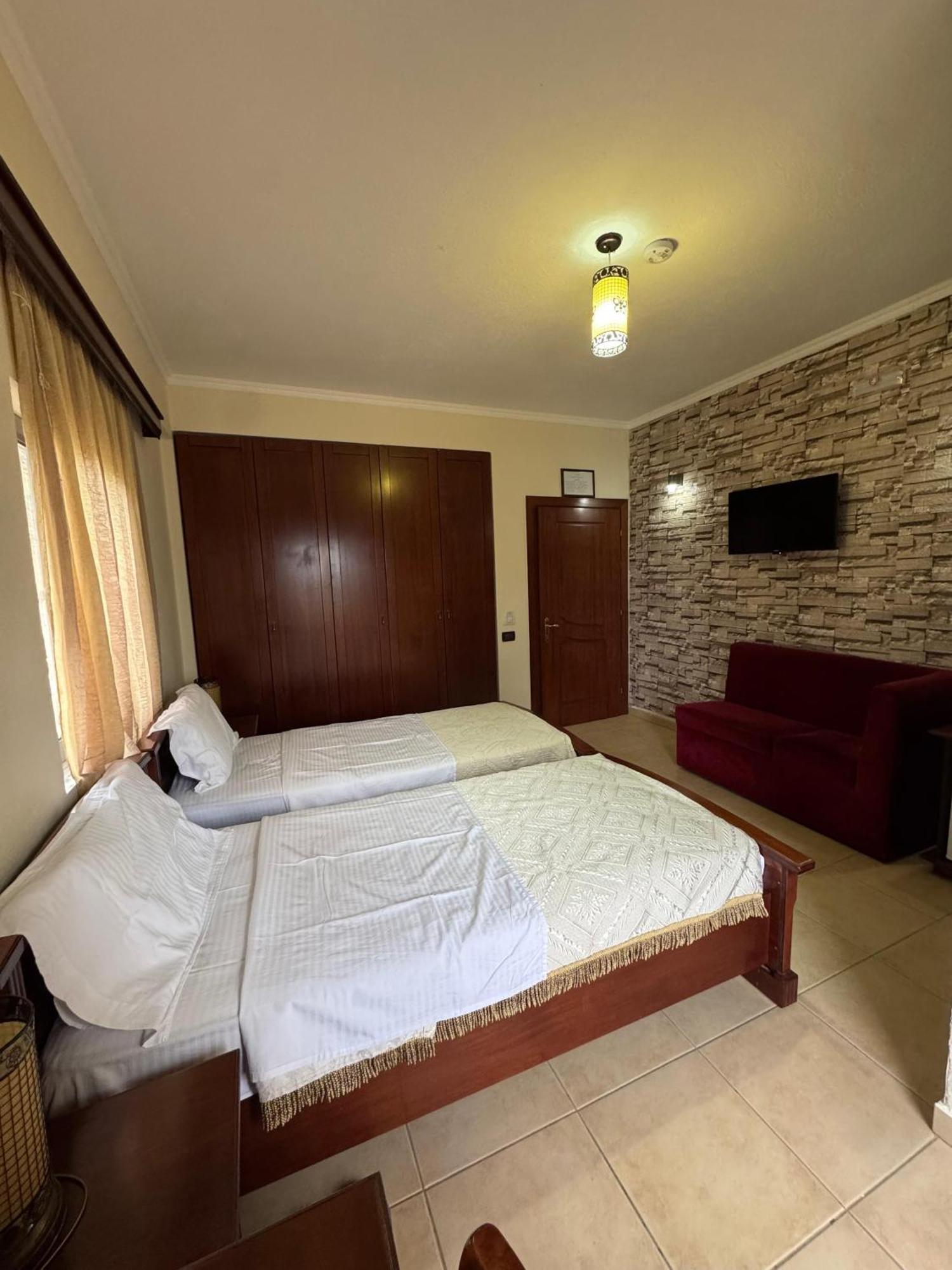 Hotel Restorant Leza Lini Dış mekan fotoğraf